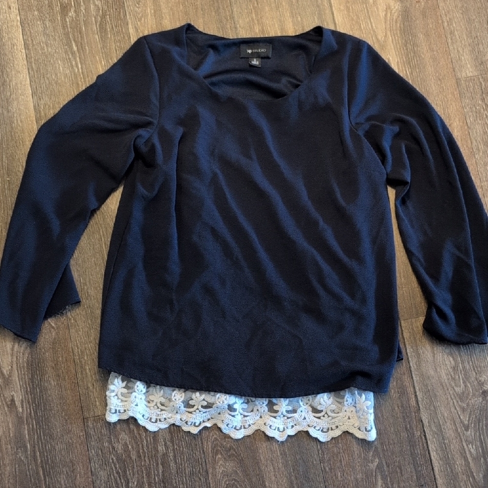 Elegant Navy Blue Top with Lace Trim